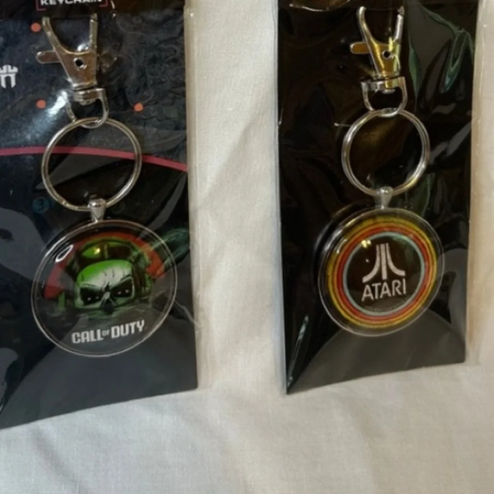 Call of‎ Duty & Atari Keychain Set New Collectible Gaming Key Ring